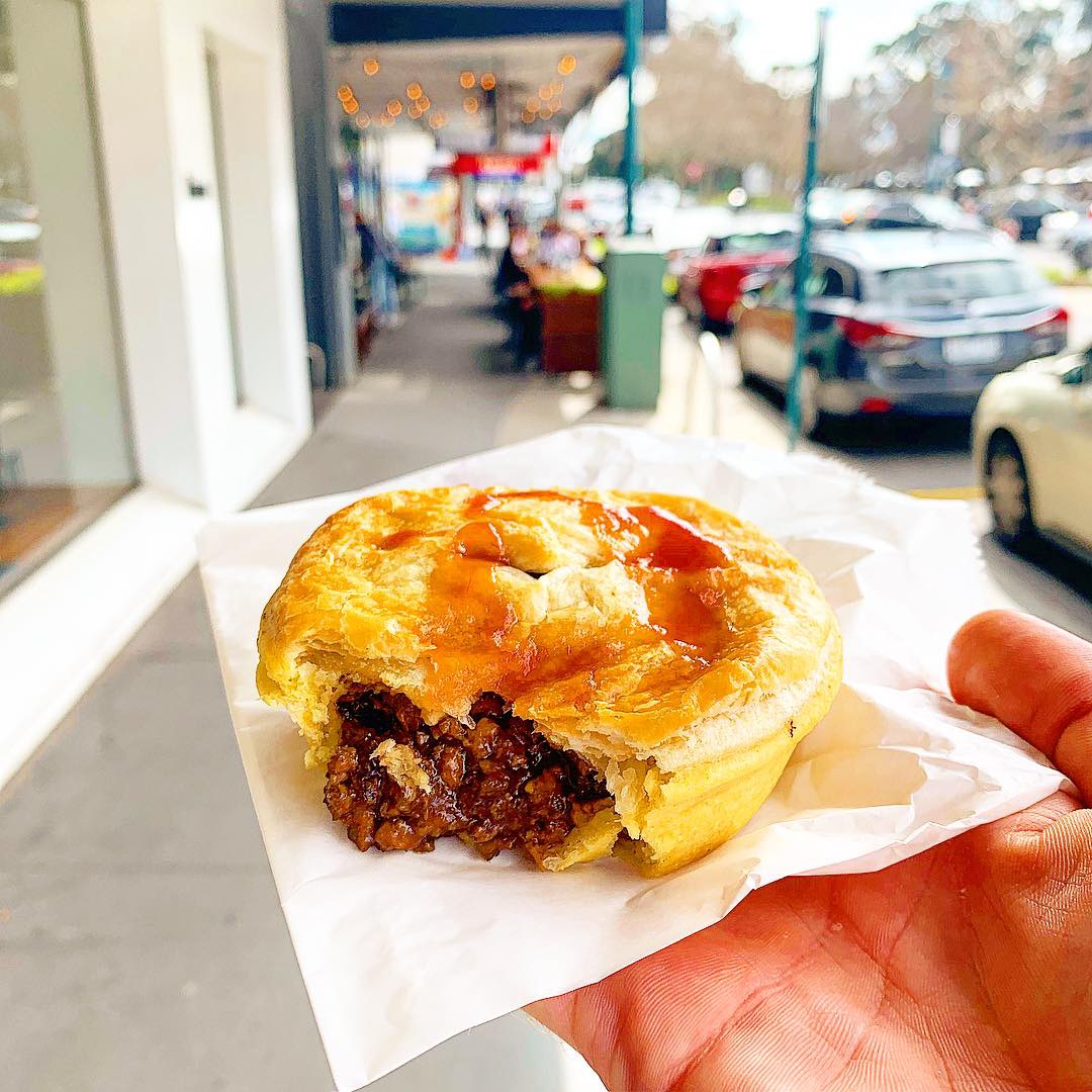Classic Aussie Meat Pie